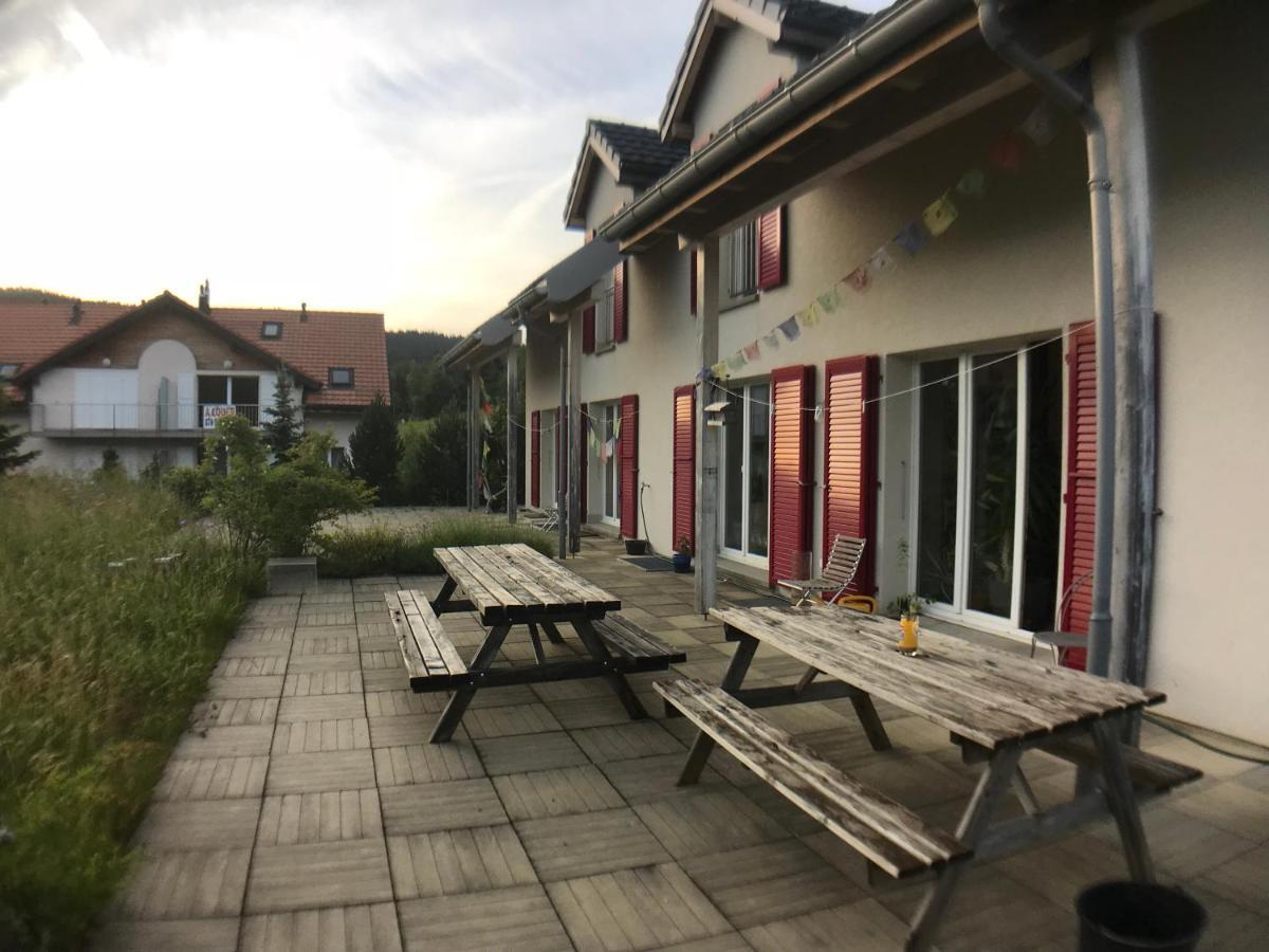 Hotel Centre Viayoga Saint-Cergue Exteriér fotografie